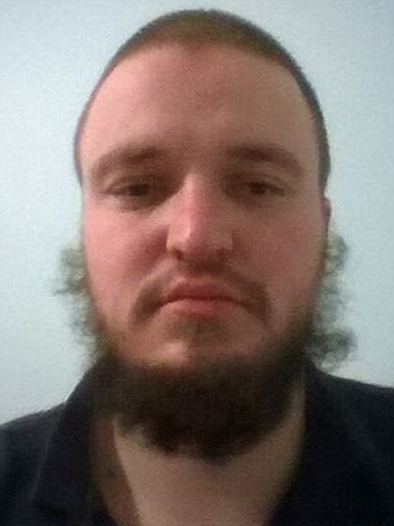 بريطاني اعتنق الاسلام هدد نائبة أيّدت قصف داعش بتفجير بيتها صورة رقم 4