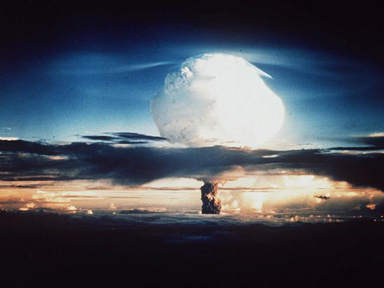 بعد تلميحاته المريعة.. هل يفجر الزعيم الكوري قنبلة هيدروجينية؟ صورة رقم 7 بعد تلميحاته المريعة.. هل يفجر الزعيم الكوري قنبلة هيدروجينية؟ صورة رقم 7