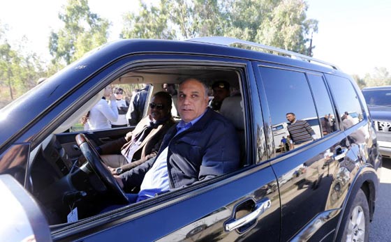 صور مئات المسلحين خلال اجلائهم من اخر احياء المعارضة في حمص صورة رقم 14