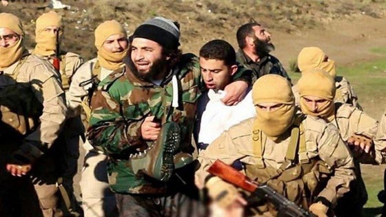 الطيار الاردني معاذ الكساسبة ما زال حيا.. شهادة من اعماق داعش صورة رقم 1