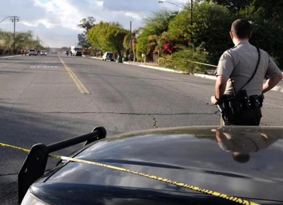 ارهاب يولد ارهابا.. بعد إلقاء رأس خنزير على باب مسجد، احراق آخر بكاليفورنيا صورة رقم 9 ارهاب يولد ارهابا.. بعد إلقاء رأس خنزير على باب مسجد، احراق آخر بكاليفورنيا صورة رقم 9