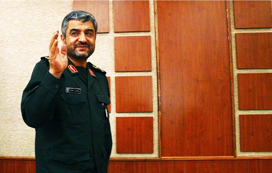 قائد الحرس الثوري الايراني يدعو الى ازالة الحدود بين العراق وسوريا ولبنان صورة رقم 5