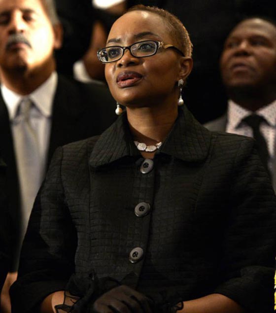 ماشيل ابنة ارملة نيلسون مانديلا تفقد عينها بعد اعتداء زوجها عليها!! صورة رقم 2