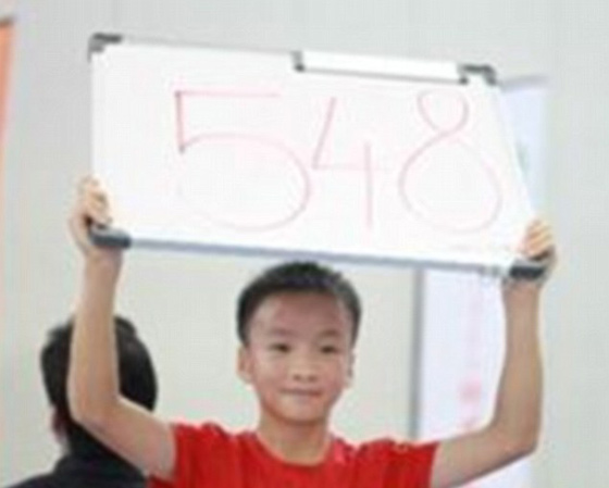 548 من الوثبات خلال 3 دقائق تمكن تلميذا صينيا من كسر  رقمين عالميين صورة رقم 7