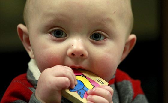 فيديو صادم.. ولادة طفل مدمن على المخدرات كل 19 دقيقة في امريكا صورة رقم 7