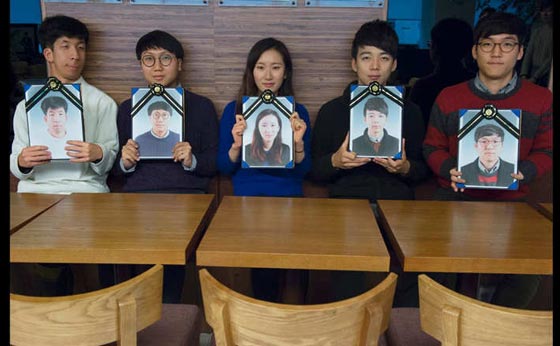 كوريا الجنونية.. أحياء يشاركون في تشييع جنازاتهم للشعور بمعنى الحياة! صورة رقم 7