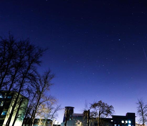 سماء الصين تشهد زخات من الشهب.. اكثر من الف شهاب في الساعة!! صورة رقم 3 سماء الصين تشهد زخات من الشهب.. اكثر من الف شهاب في الساعة!! صورة رقم 3