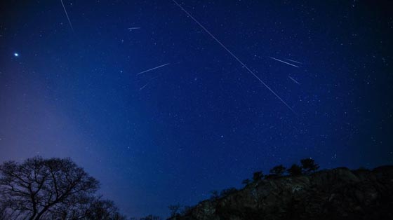 سماء الصين تشهد زخات من الشهب.. اكثر من الف شهاب في الساعة!! صورة رقم 9 سماء الصين تشهد زخات من الشهب.. اكثر من الف شهاب في الساعة!! صورة رقم 9