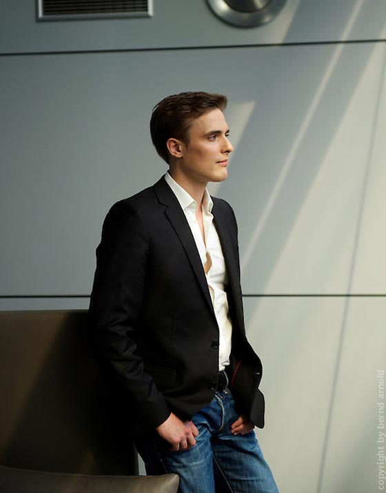 التلفزيون الالماني يرحب بالمهاجرين العرب.. مطالبا بالتزام القواعد صورة رقم 5