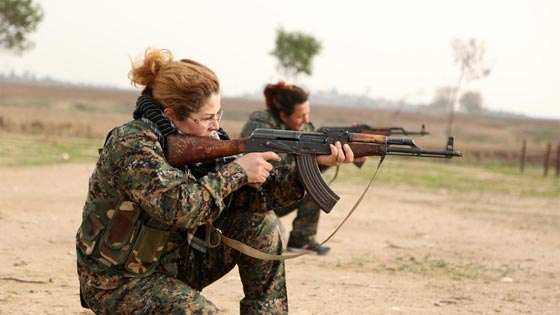 صور المسيحيات السريانيات.. كتيبة جديدة تتصدى للدواعش في سوريا صورة رقم 5 صور المسيحيات السريانيات.. كتيبة جديدة تتصدى للدواعش في سوريا صورة رقم 5