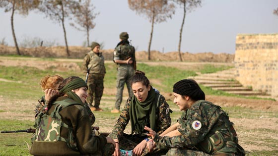 صور المسيحيات السريانيات.. كتيبة جديدة تتصدى للدواعش في سوريا صورة رقم 7 صور المسيحيات السريانيات.. كتيبة جديدة تتصدى للدواعش في سوريا صورة رقم 7