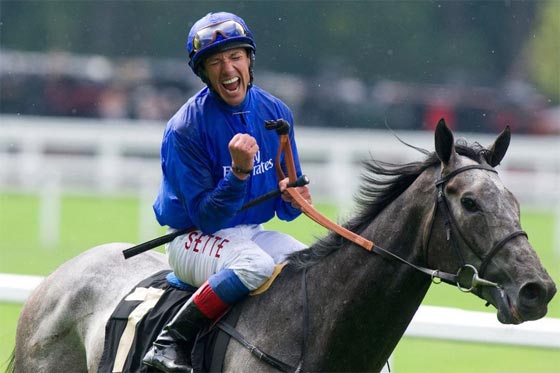 أغرب رهانات في العالم.. زوج يصعق زوجته وآخر يخسر بيته وزوجته في مباراة كرة صورة رقم 5