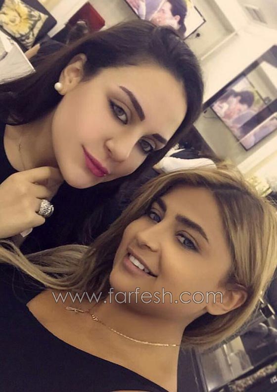 صور هيفاء وهبي تحمل ابنة صديقتها متاثرة، فهل تحن للأمومة؟ صورة رقم 4