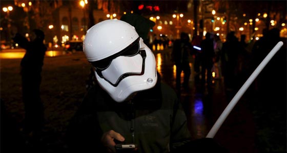 حرب النجوم لم يعد فيلما بل تقليعة تقتحم الموضة صورة رقم 5