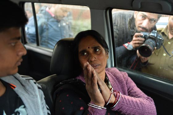 غضب في الهند بسبب الافراج عن مغتصب خطر بعد 3 سنوات من سجن صورة رقم 12 غضب في الهند بسبب الافراج عن مغتصب خطر بعد 3 سنوات من سجن صورة رقم 12