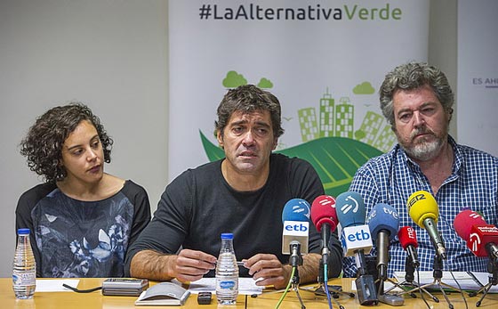 من هي نجوى جويلي النائبة من أصل مصري التي اقتحمت البرلمان الاسباني؟ صورة رقم 18 من هي نجوى جويلي النائبة من أصل مصري التي اقتحمت البرلمان الاسباني؟ صورة رقم 18