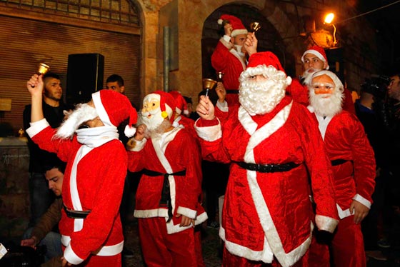 اسرائيلي متطرف يصف المسيحيين بمصاصي الدماء ويدعو لمنع احتفالاتهم وطردهم صورة رقم 14 اسرائيلي متطرف يصف المسيحيين بمصاصي الدماء ويدعو لمنع احتفالاتهم وطردهم صورة رقم 14