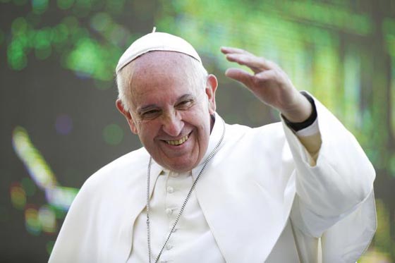 مقدما صورة اخرى للام تيرزا.. عالم كبير يتهم بابا الفاتيكان بالسذاجة!! صورة رقم 6