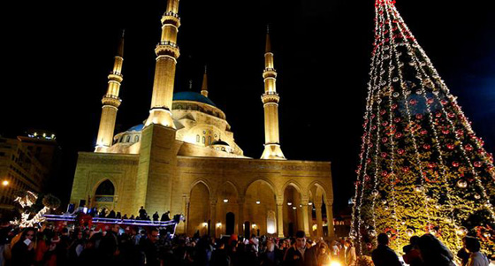 مسيحيو العالم العربي يضيئون شمعة العيد في بحر من الاحزان صورة رقم 5