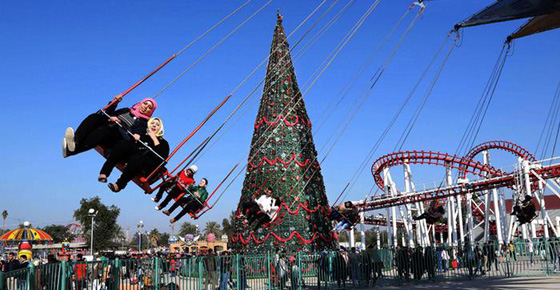 مسيحيو العالم العربي يضيئون شمعة العيد في بحر من الاحزان صورة رقم 7