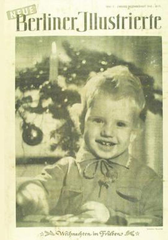 صور احتفالات عيد الميلاد المجيد من الحرب العالمية وحتى الآن صورة رقم 2 صور احتفالات عيد الميلاد المجيد من الحرب العالمية وحتى الآن صورة رقم 2