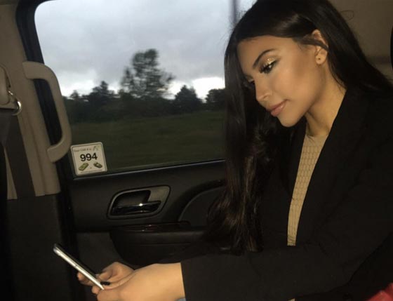 الشبه الكبير بينها وبين كيم كارداشيان جعلها فتاة مشهورة صورة رقم 4