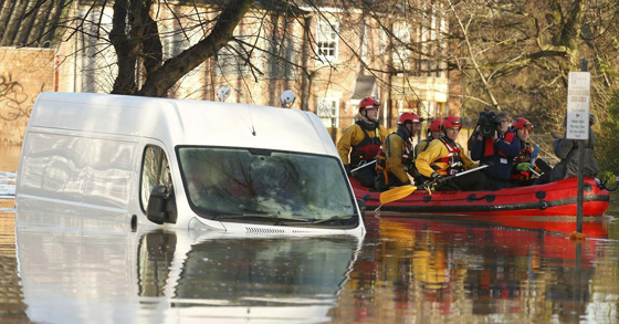 كاميرون يعزز قوات الطوارئ بجنود الجيش في مواجهة الفيضانات صورة رقم 6 كاميرون يعزز قوات الطوارئ بجنود الجيش في مواجهة الفيضانات صورة رقم 6
