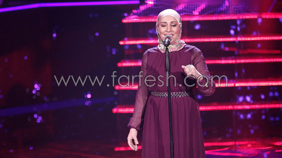 فيديو ذا فويس: والد الفائزة نداء شرارة يتراجع عن مقاطعتها ويقول: سأقتلع عيون من يسئ لها !  صورة رقم 10