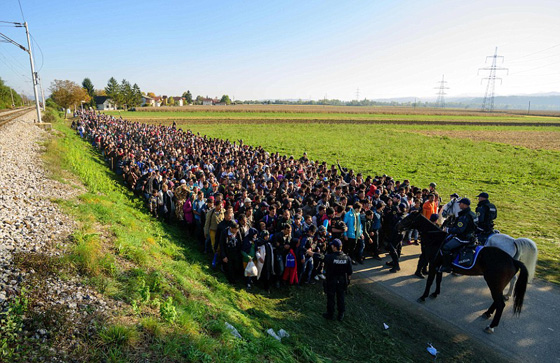 صور تعيد الى الذاكرة ابرز احداث العام 2015 صورة رقم 9 صور تعيد الى الذاكرة ابرز احداث العام 2015 صورة رقم 9