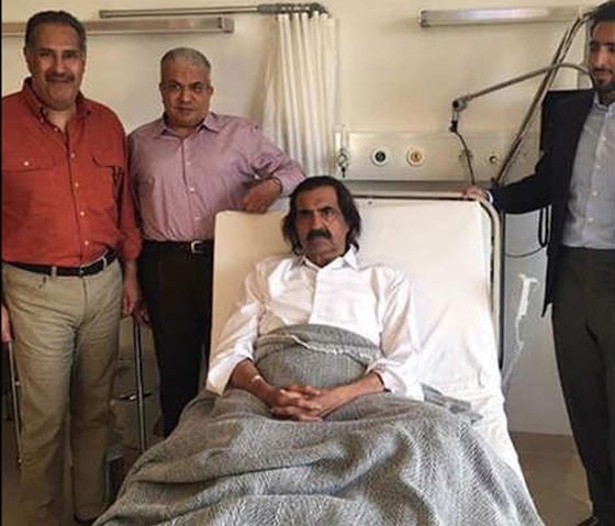 صور الامير حمد بن خليفة بعد كسر برجله.. كما نشرتها عائلته صورة رقم 3 صور الامير حمد بن خليفة بعد كسر برجله.. كما نشرتها عائلته صورة رقم 3