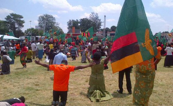 رئيس زامبيا يدعو المواطنين للصلاة والصيام من أجل تعافي العملة صورة رقم 6