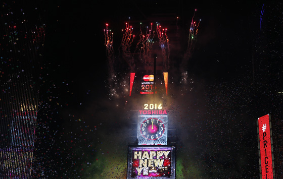 صور مبهرة.. هكذا ودع العالم عاما واستقبل العام الجديد 2016 صورة رقم 7 صور مبهرة.. هكذا ودع العالم عاما واستقبل العام الجديد 2016 صورة رقم 7
