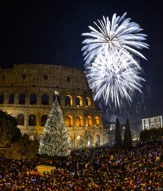 صور مبهرة.. هكذا ودع العالم عاما واستقبل العام الجديد 2016 صورة رقم 65 صور مبهرة.. هكذا ودع العالم عاما واستقبل العام الجديد 2016 صورة رقم 65