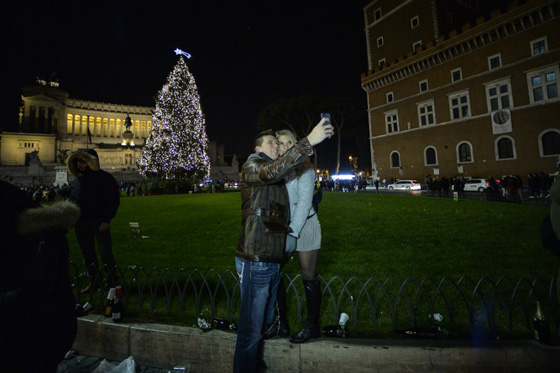 صور مبهرة.. هكذا ودع العالم عاما واستقبل العام الجديد 2016 صورة رقم 66 صور مبهرة.. هكذا ودع العالم عاما واستقبل العام الجديد 2016 صورة رقم 66