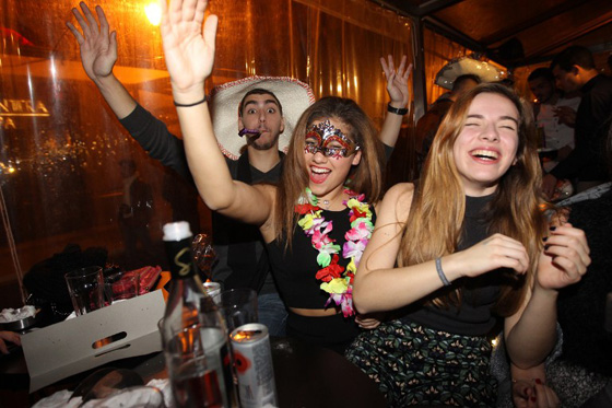 صور مبهرة.. هكذا ودع العالم عاما واستقبل العام الجديد 2016 صورة رقم 89 صور مبهرة.. هكذا ودع العالم عاما واستقبل العام الجديد 2016 صورة رقم 89