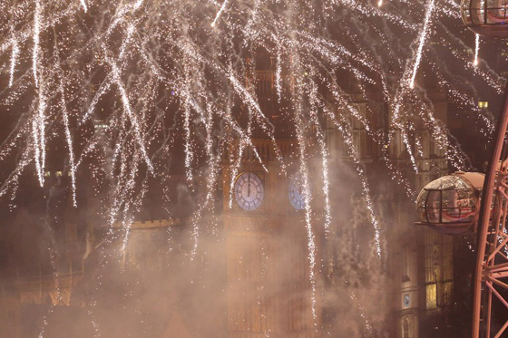 صور مبهرة.. هكذا ودع العالم عاما واستقبل العام الجديد 2016 صورة رقم 36 صور مبهرة.. هكذا ودع العالم عاما واستقبل العام الجديد 2016 صورة رقم 36