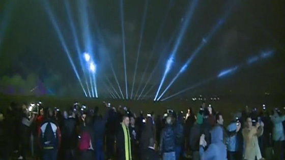 صور مبهرة.. هكذا ودع العالم عاما واستقبل العام الجديد 2016 صورة رقم 12 صور مبهرة.. هكذا ودع العالم عاما واستقبل العام الجديد 2016 صورة رقم 12