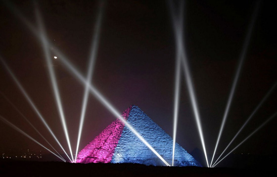 صور مبهرة.. هكذا ودع العالم عاما واستقبل العام الجديد 2016 صورة رقم 14 صور مبهرة.. هكذا ودع العالم عاما واستقبل العام الجديد 2016 صورة رقم 14