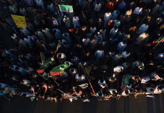 السعودية تعلن قطع علاقاتها الدبلوماسية مع ايران وطرد السفير صورة رقم 10