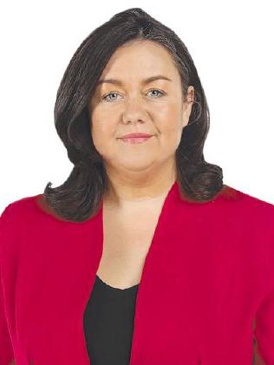 وزير استرالي يصف زميله بالساحر المجنون ويرسلها بالخطأ لصحافية صورة رقم 2