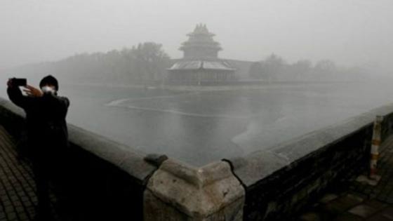 بكين تباغت سواقها في الضباب الدخاني.. وقد تدفعهم غرامات باهظة صورة رقم 3