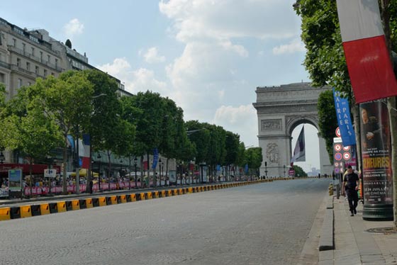 باريس تتصادق مع البيئة.. وتبعد السيارات عن الشانزليزيه يوما في الشهر صورة رقم 3 باريس تتصادق مع البيئة.. وتبعد السيارات عن الشانزليزيه يوما في الشهر صورة رقم 3