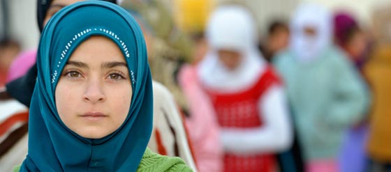 الاردن: مخاطر الشوارع تدفع عائلات سورية لاجئة لبيع بناتها لاثرياء!! صورة رقم 3 الاردن: مخاطر الشوارع تدفع عائلات سورية لاجئة لبيع بناتها لاثرياء!! صورة رقم 3