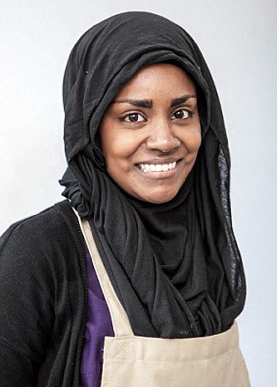 مسلمة بريطانية فازت بمسابقة افضل خباز وتلقت تهديدات عنصرية صورة رقم 2 مسلمة بريطانية فازت بمسابقة افضل خباز وتلقت تهديدات عنصرية صورة رقم 2