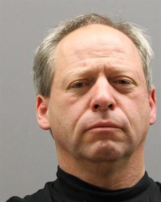 (المسيح) خطط لسرقة احد كلاب اوباما وقال ان والدته مارلين مونرو صورة رقم 2 (المسيح) خطط لسرقة احد كلاب اوباما وقال ان والدته مارلين مونرو صورة رقم 2