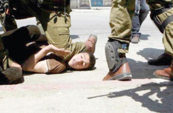 غزة: اطفال فلسطينيون يتعرضون للاعتقال الاسرائيلي.. وتعذيباته الوحشية صورة رقم 2 غزة: اطفال فلسطينيون يتعرضون للاعتقال الاسرائيلي.. وتعذيباته الوحشية صورة رقم 2