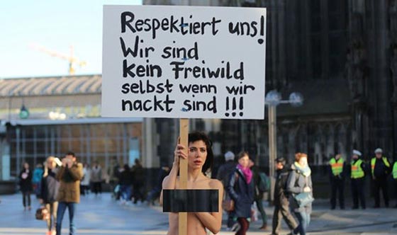 احداث التحرش في المانيا تدفع فنانة سويسرية للخلع الملابس احتجاجا صورة رقم 4 احداث التحرش في المانيا تدفع فنانة سويسرية للخلع الملابس احتجاجا صورة رقم 4