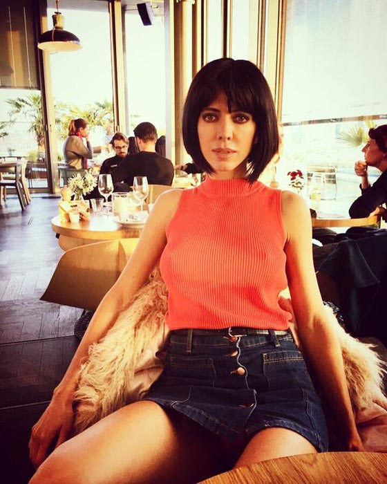 احداث التحرش في المانيا تدفع فنانة سويسرية للخلع الملابس احتجاجا صورة رقم 8 احداث التحرش في المانيا تدفع فنانة سويسرية للخلع الملابس احتجاجا صورة رقم 8