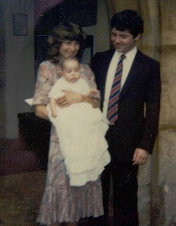 صور نادرة: كيف تحولت كيت ميدلتون من طفلة عادية جميلة الى اميرة صورة رقم 3 صور نادرة: كيف تحولت كيت ميدلتون من طفلة عادية جميلة الى اميرة صورة رقم 3