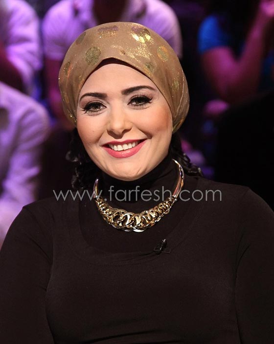 فيديو قبلة سهير رمزي لصابرين على الفم لا يزال يثير ضجة وسهير ترد: هذا عادي وليس شذوذ   صورة رقم 8